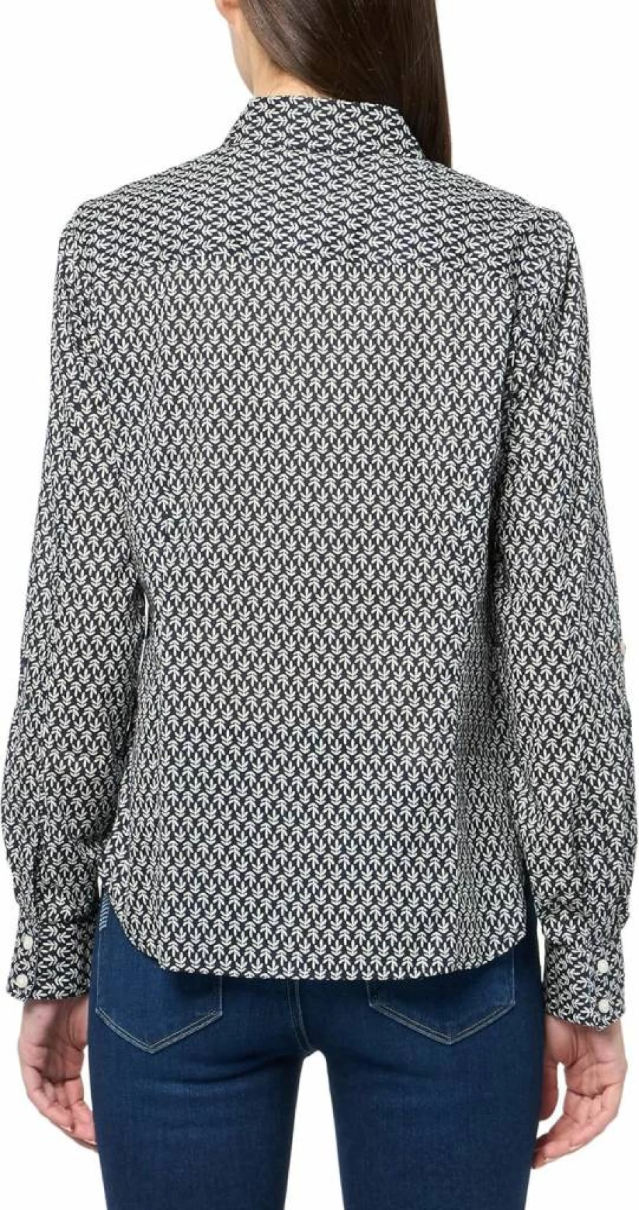 Nautica Women's Classic Long Sleeve Button-Down Shirt with Roll Tab Sleeve Detail